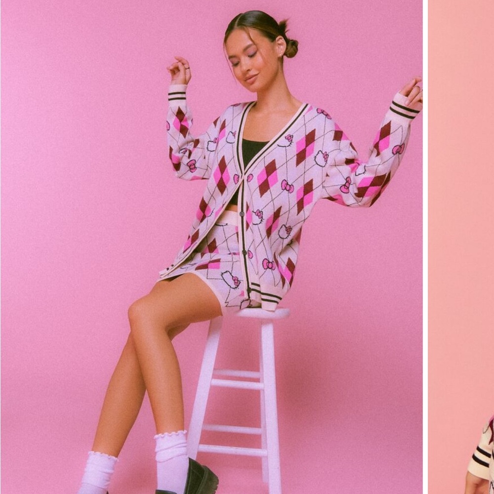 Hello Kitty & Friends x Forever 21 Argyle Sweater